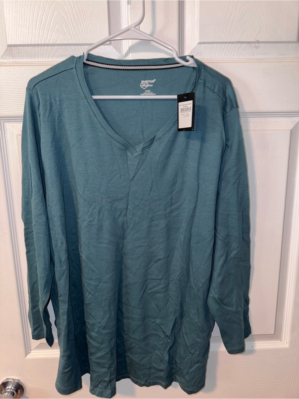 Avenue Men's Long Sleeve V-Neck Tee - Teal Blue